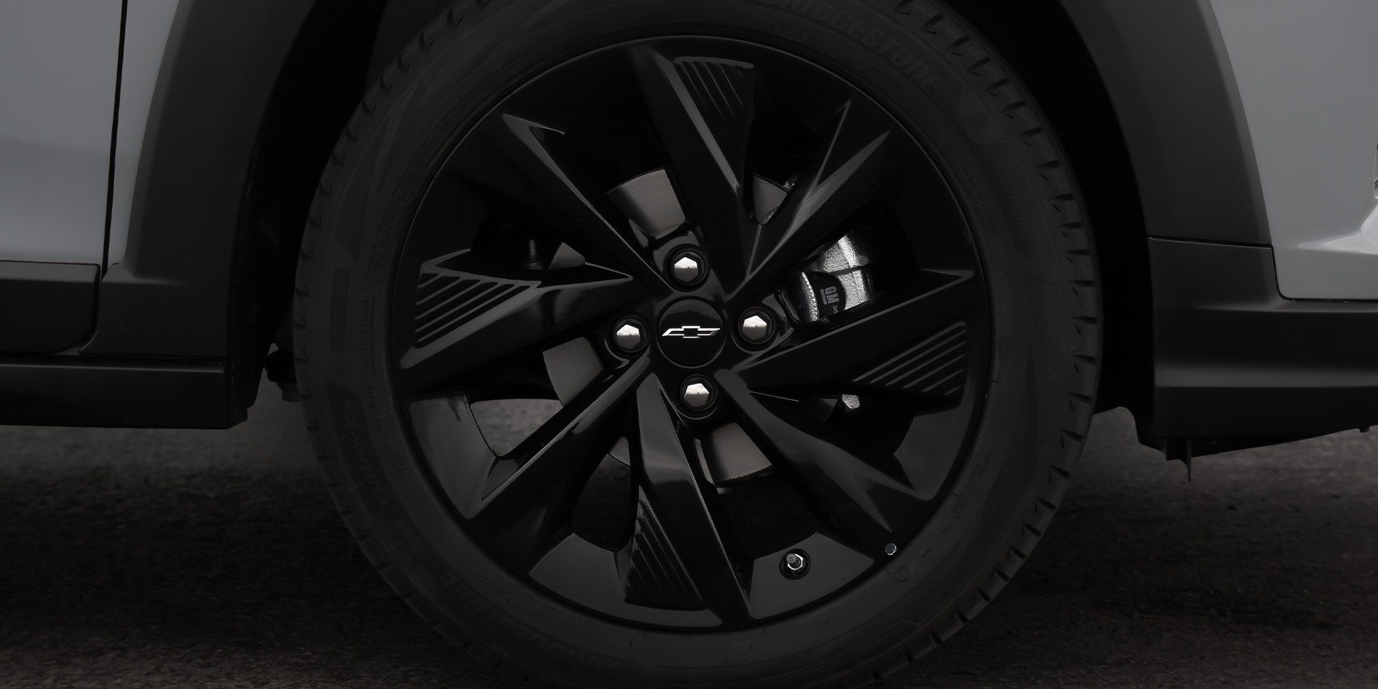 Llantas de aleación de 17 pulgadas en Chevrolet.