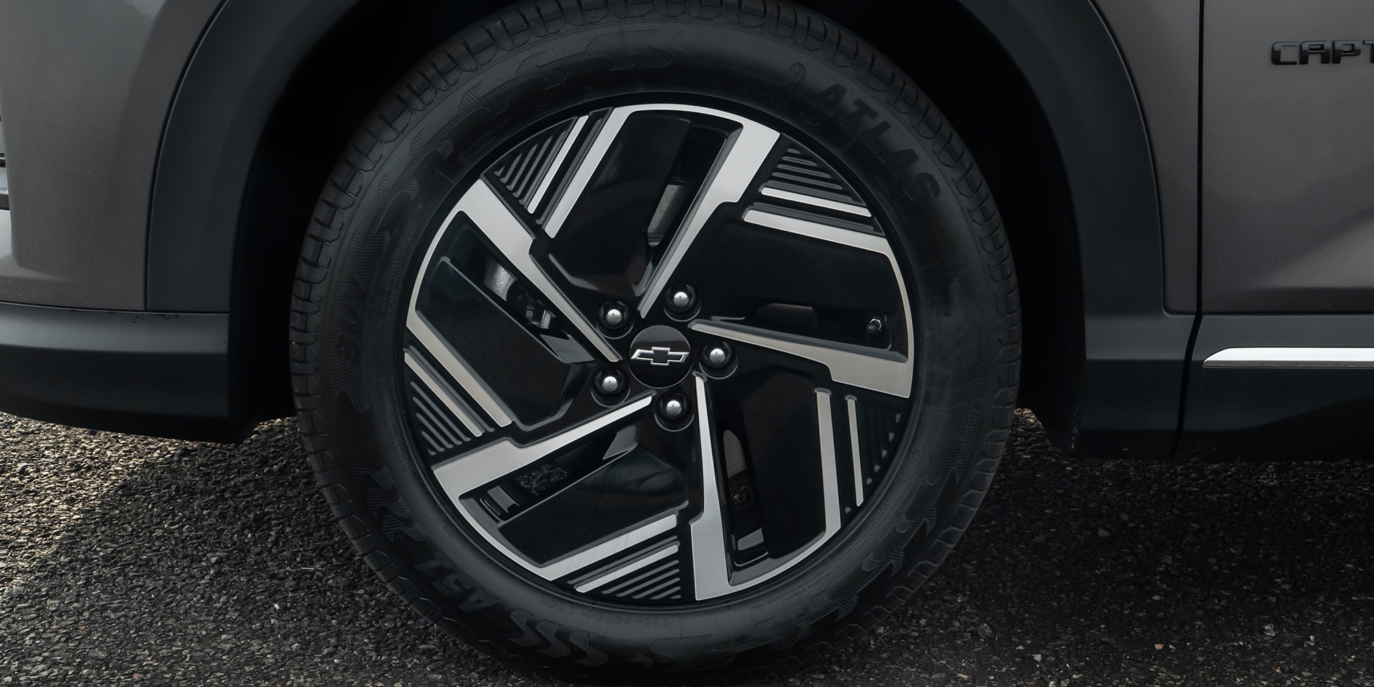 Rin en aluminio bitono Chevrolet Captiva EV