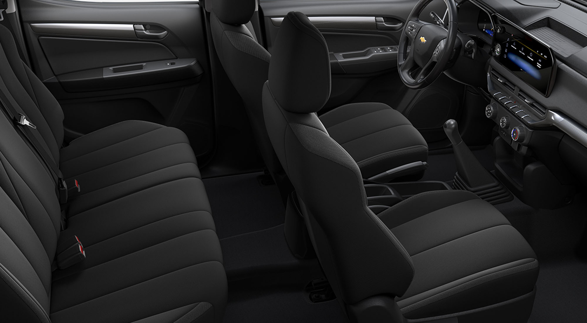 Interior de la Chevrolet Colorado con coginería en negro y café, volante y panel frontal